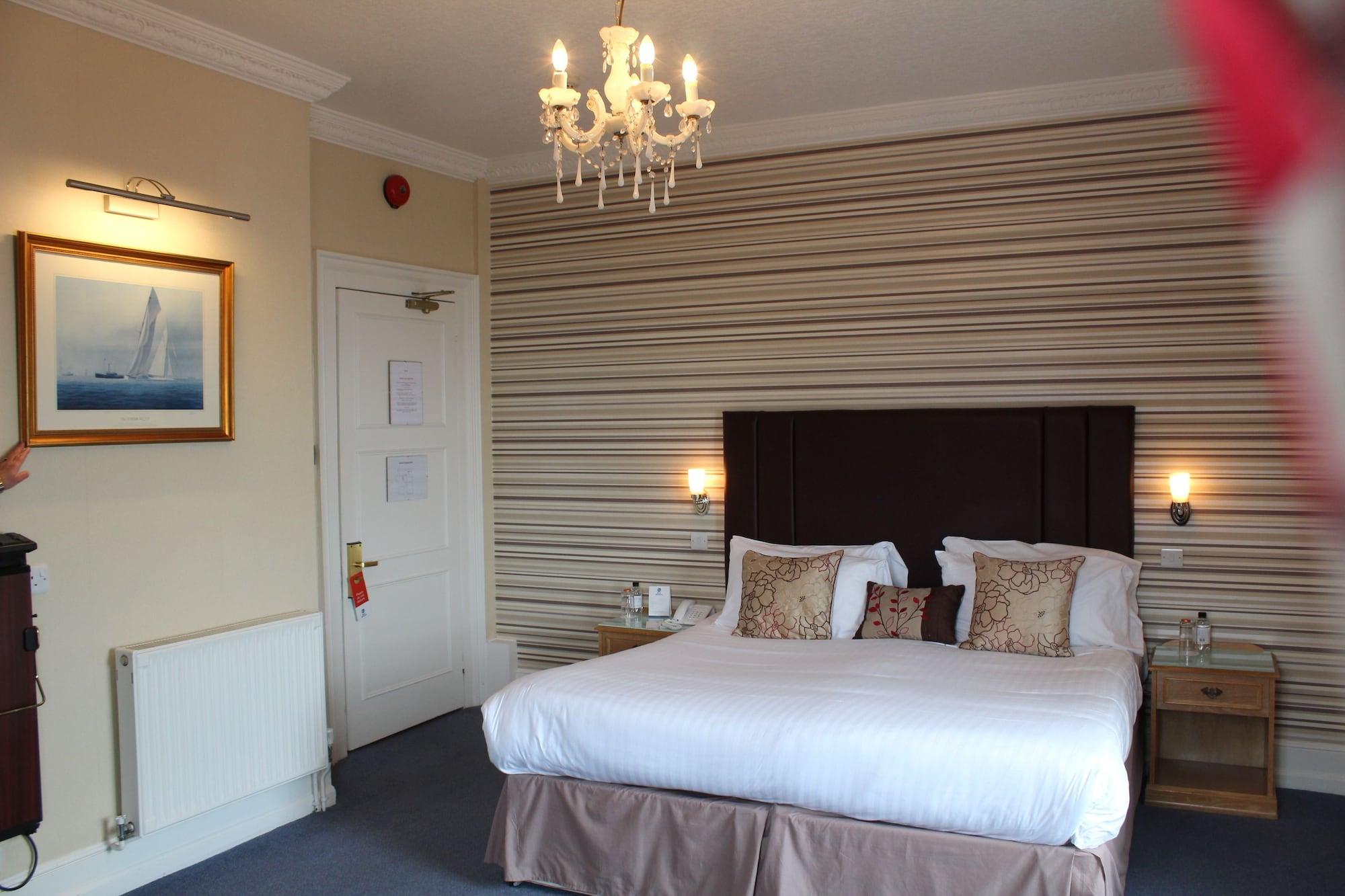 Best Western New Holmwood Hotel Каус Экстерьер фото