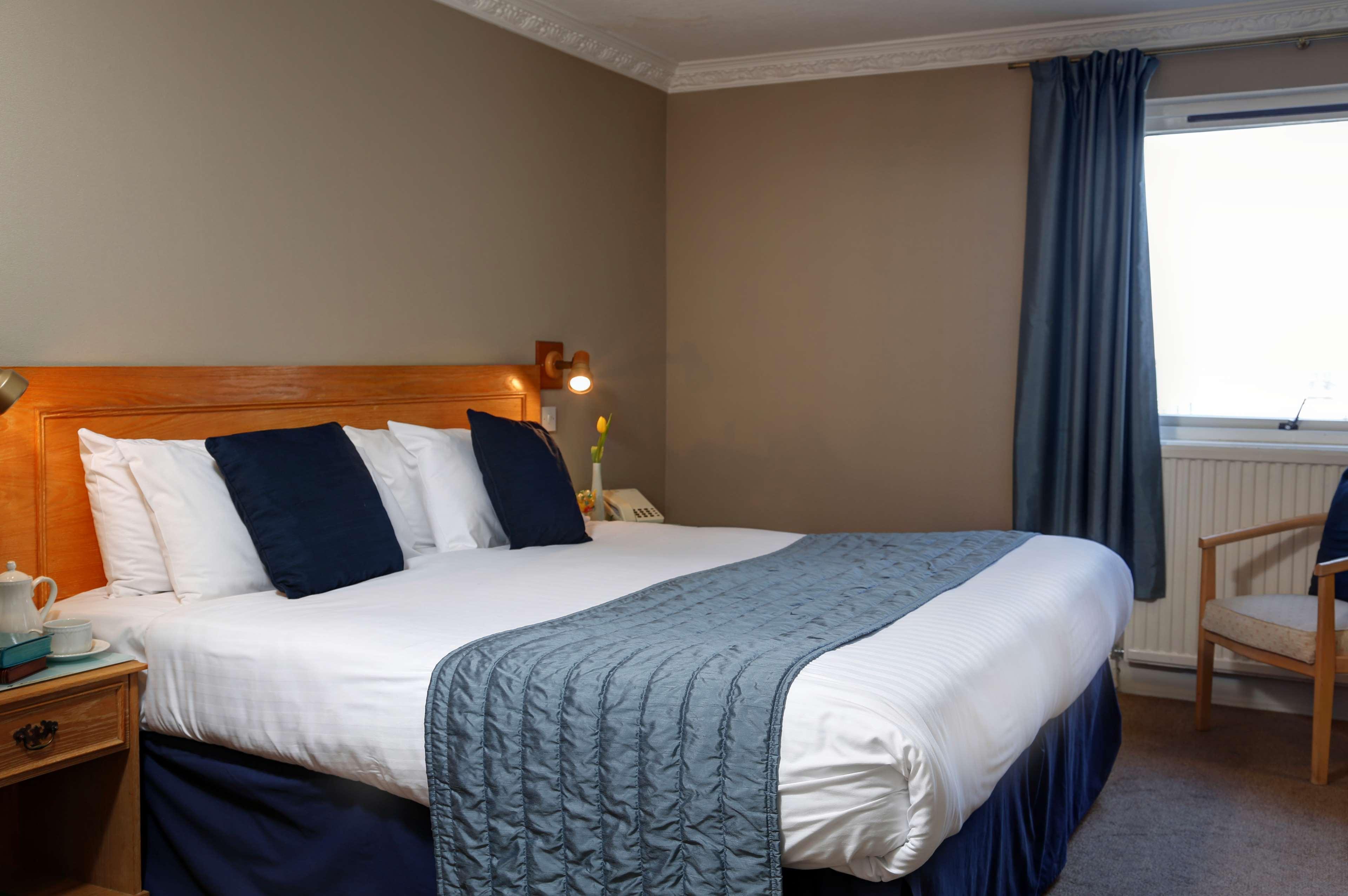 Best Western New Holmwood Hotel Каус Экстерьер фото